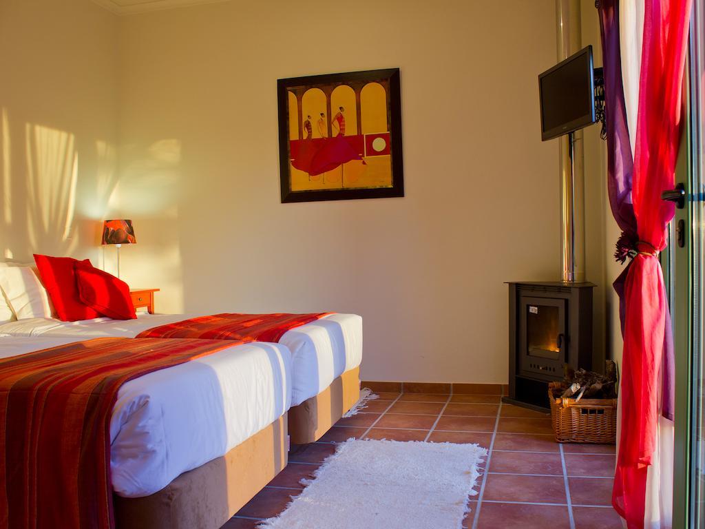 Vale De Ferreiros Guest House Abrantes Bilik gambar